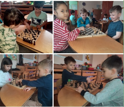 В рамках реализации проекта "Здоровый дошкольник" в МБДОУ73 продолжаются занятия в шахматном кружке "Белая ладья".