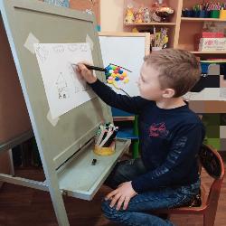 В преддверии праздника, Дня России в МБДОУ 73 проходит подготовка к большой итоговой выставке детских творческих работ по изобразительной деятельности.